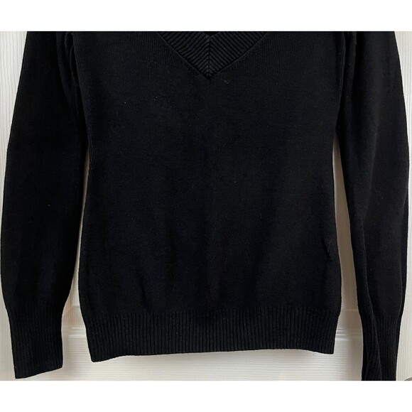 EXPRESS - Black Long Sleeve Deep V-Neck  Cotton Blend Sweater size Medium - Picture 3 of 6